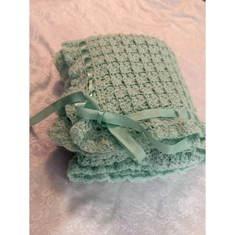 HANDMADE CROCHET BABY BLANKET/AFGHAN  Pastel Mint Green 40